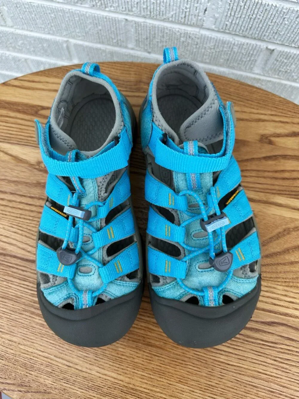 KEEN Newport H2 Kids' Closed Toe Water Sandals US 5